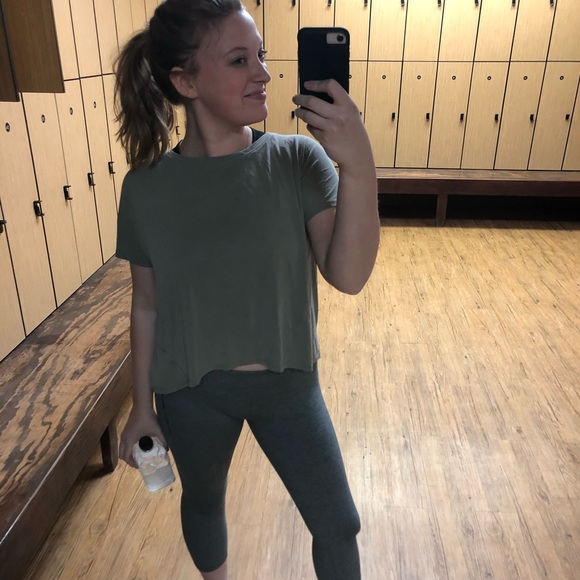 Meet your Posher, Heather - Picture 2 of 4